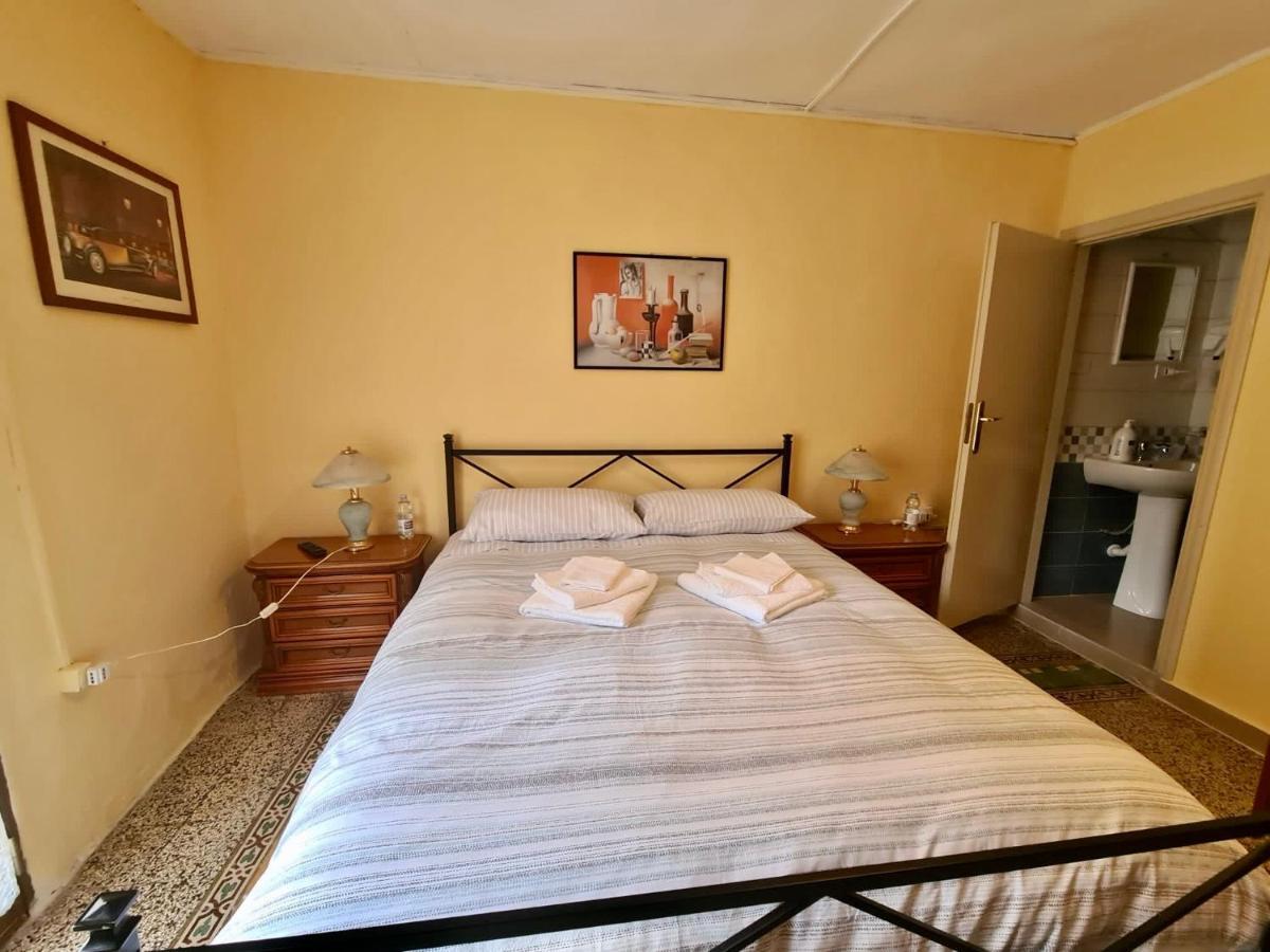 La Casa Di Emanuela Hotel Caltavuturo Kültér fotó